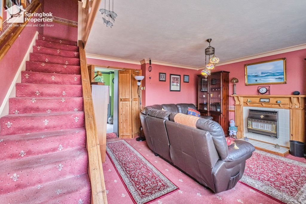 Property photo 3 of 19 Image 1