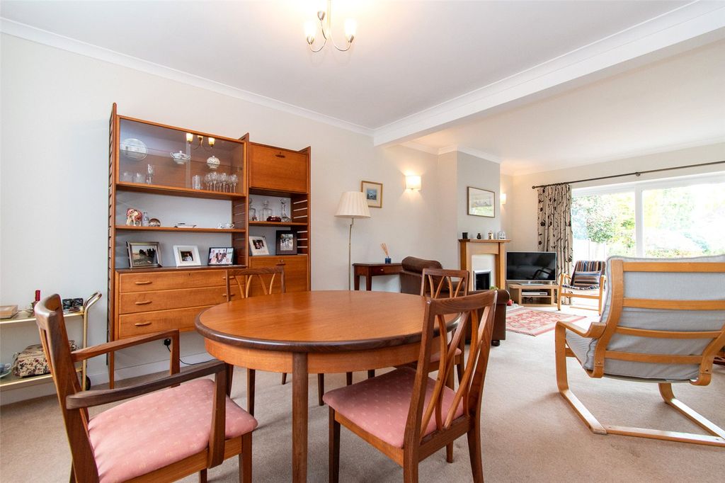 Property photo 3 of 24 Picture No. 09
