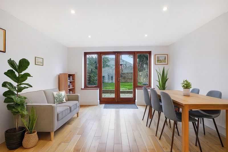 Property photo 2 of 17 Photo 14