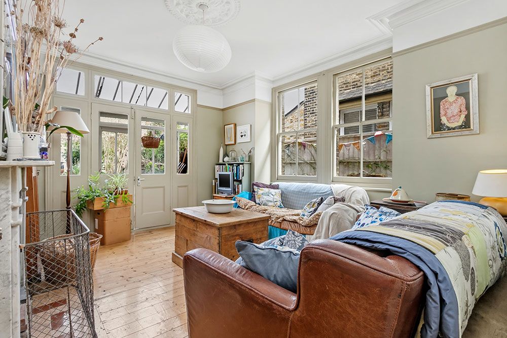 Property photo 1 of 33