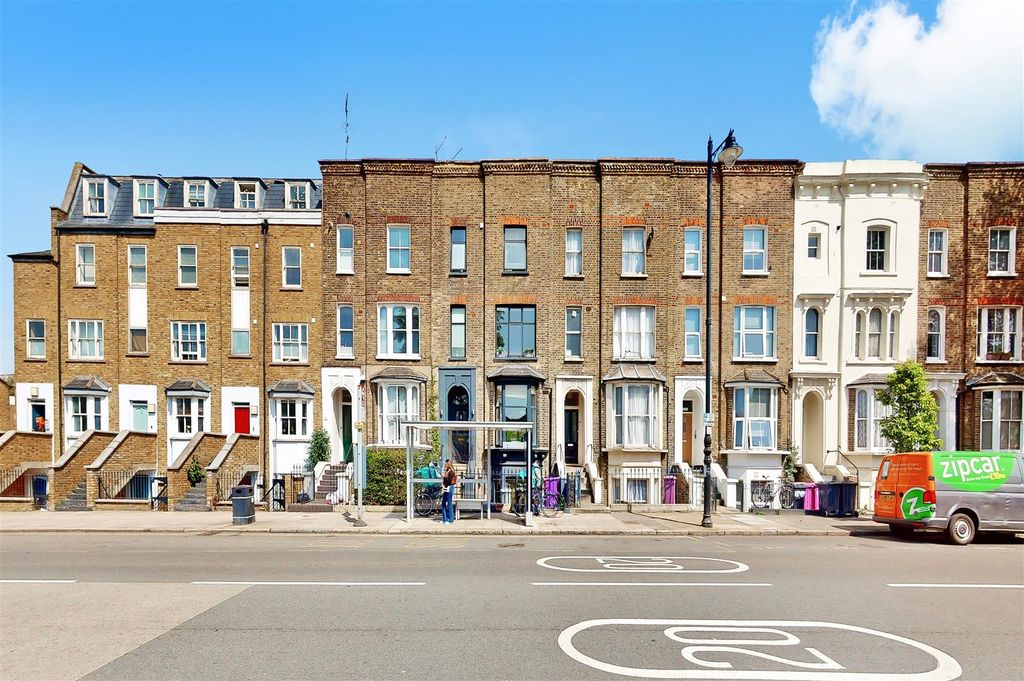 Property photo 1 of 14 Basement Flat 44 Grove Road - Azg4Pbdzn2Bnsuchgyck