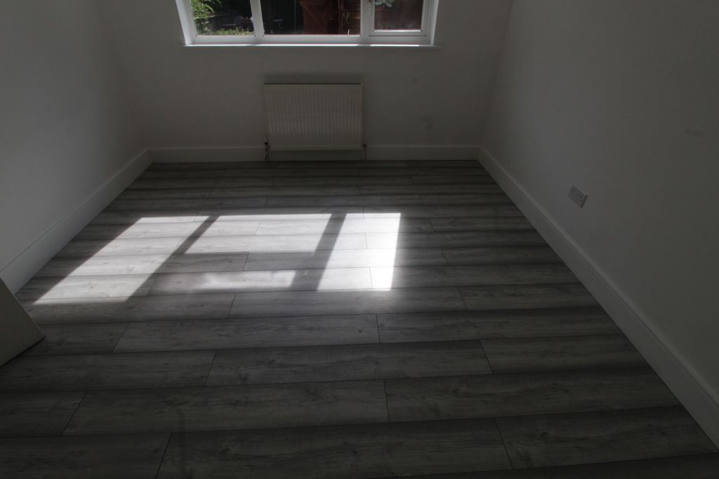 Property photo 3 of 11 Gallery