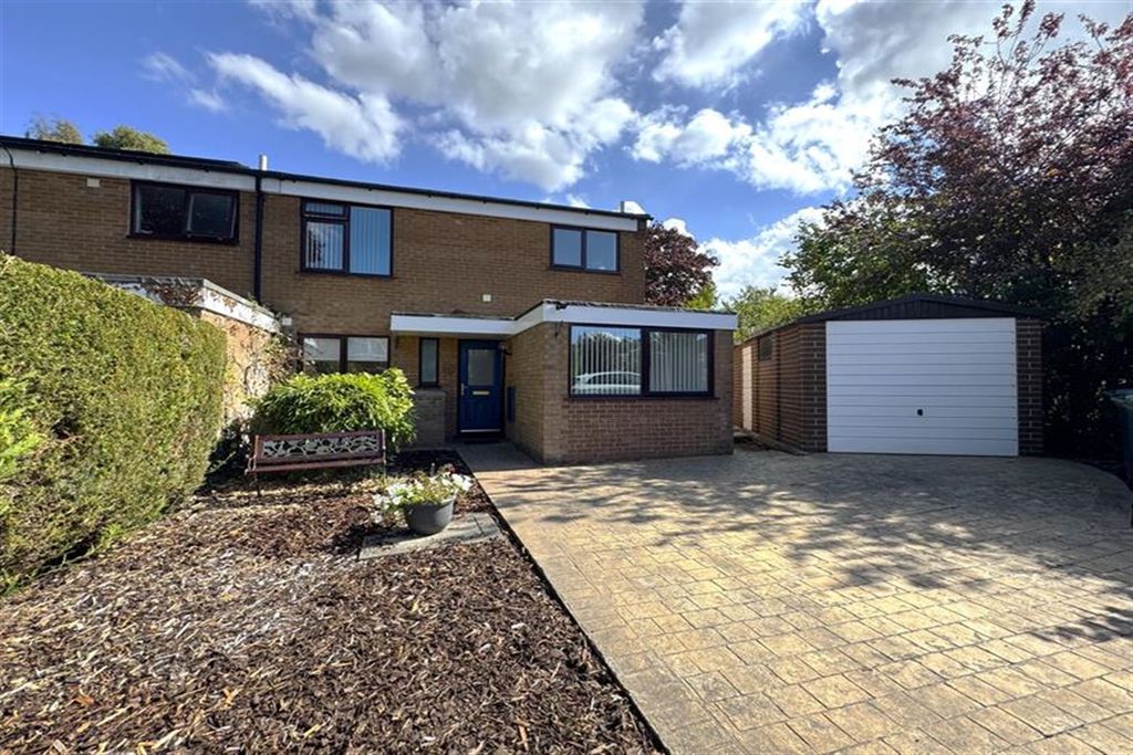 Property photo 1 of 15 (Main)