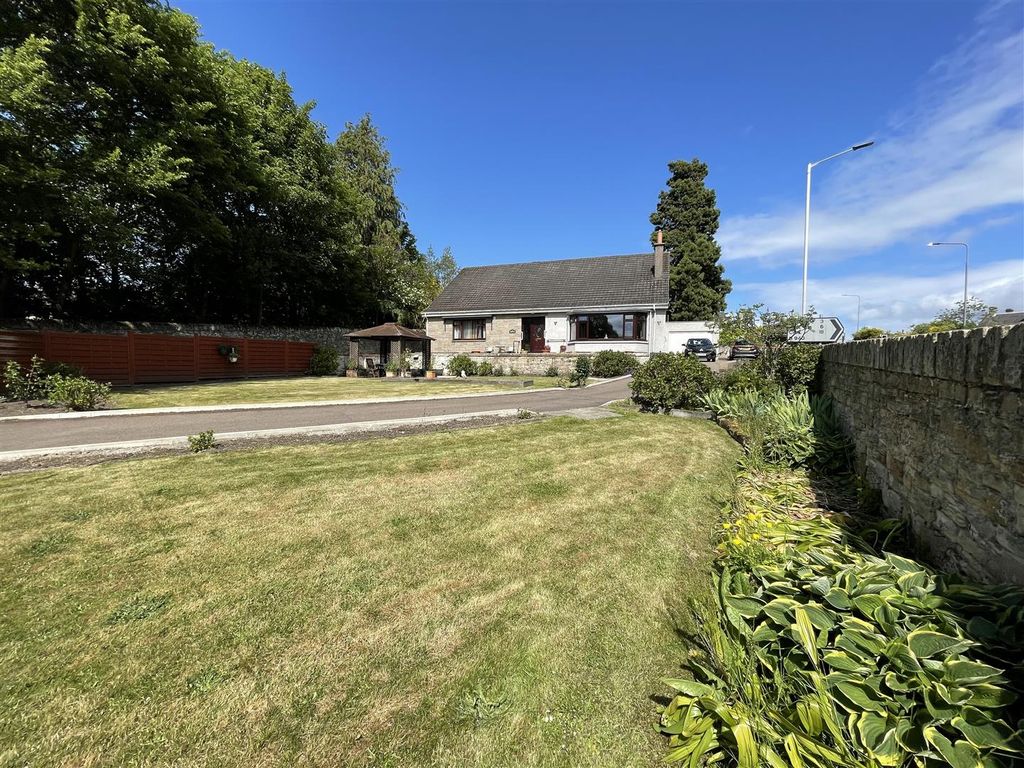 Additional image 19 of 3 bed detached bungalow for saleView Park, 1 East Road, Cupar KY15