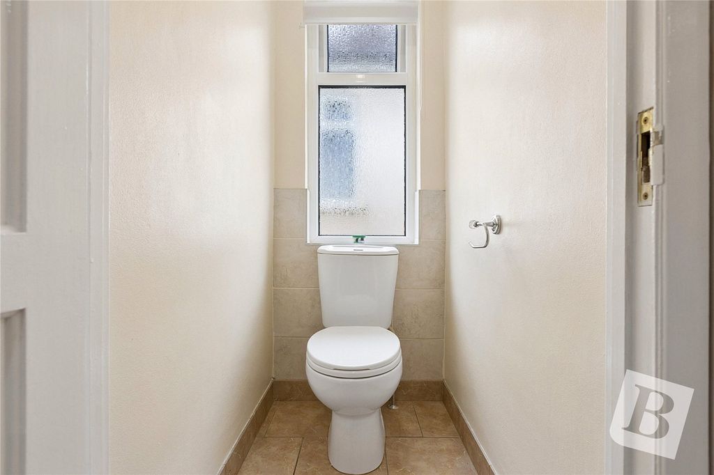 Additional image 10 of 2 bed maisonette for saleGranton Avenue, Upminster RM14