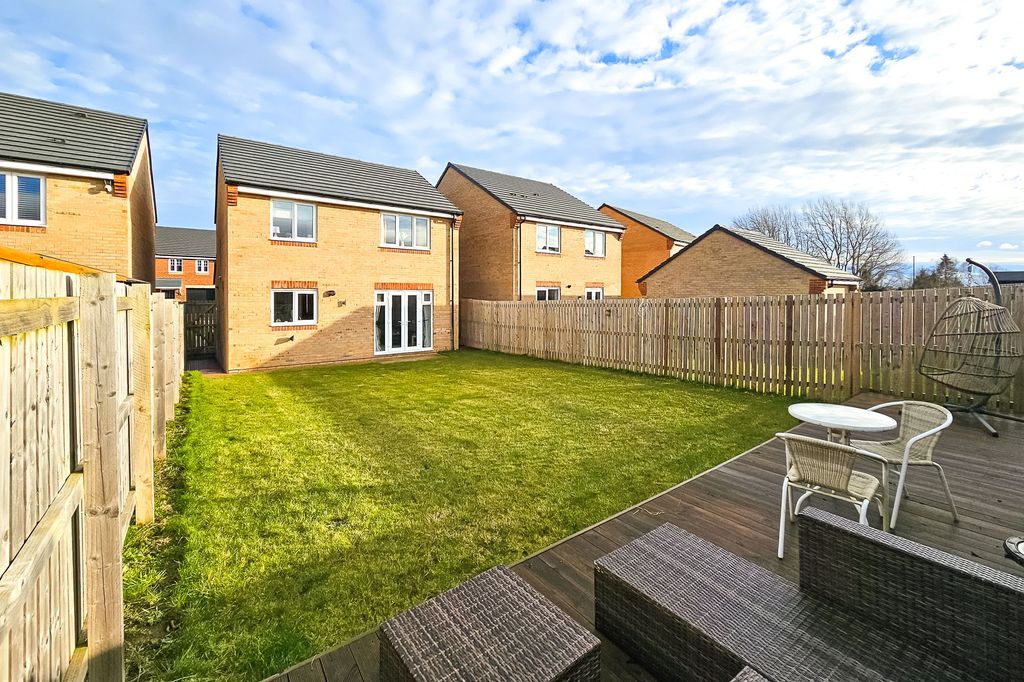 Property photo 3 of 22