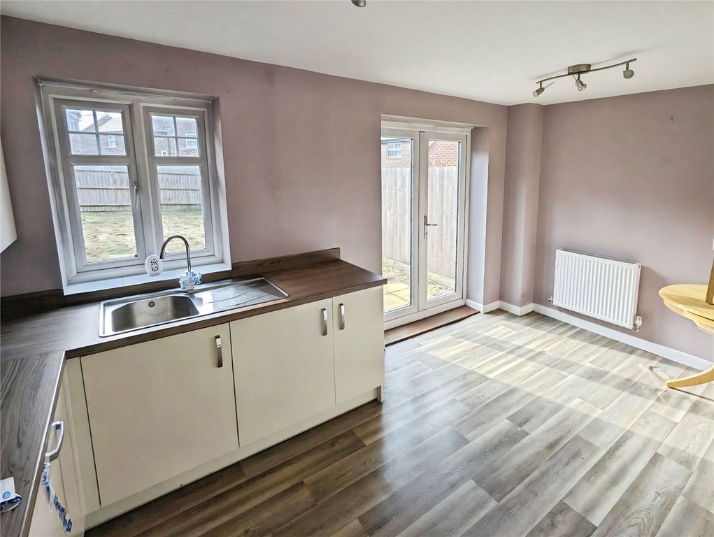 Property photo 3 of 15 Kitchen/Diner