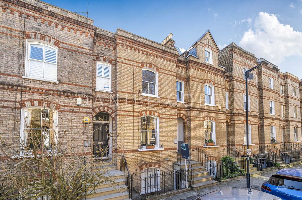 Property photo 1 of 19