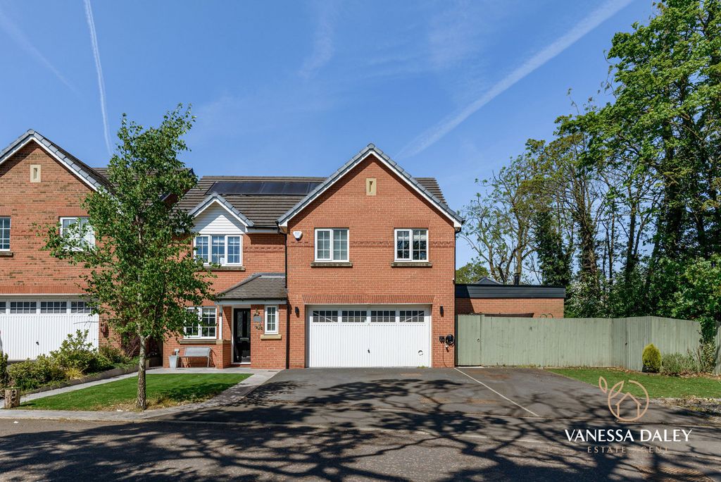 Property photo 1 of 47