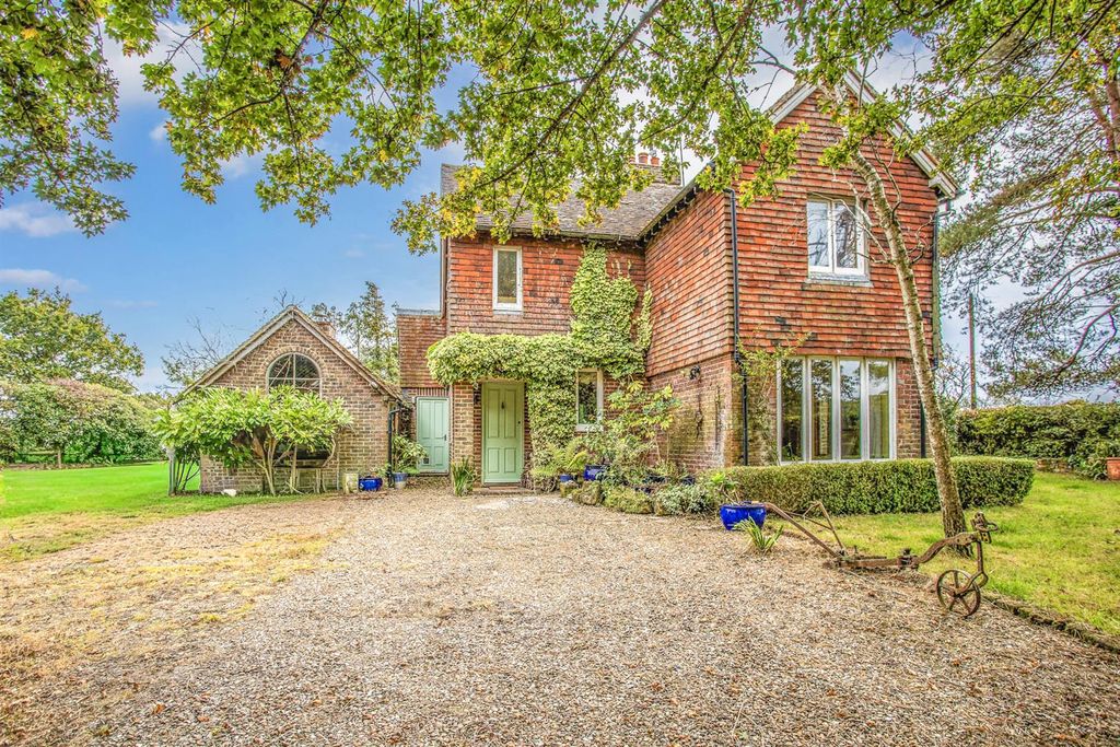 Property photo 1 of 30