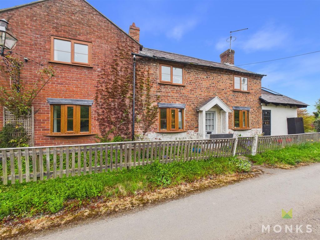 Property photo 1 of 40 Cam01348G0-Pr0810-Still034.Jpg