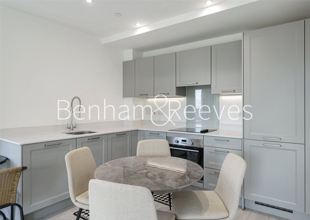 Property photo 3 of 15 Picture No. 06