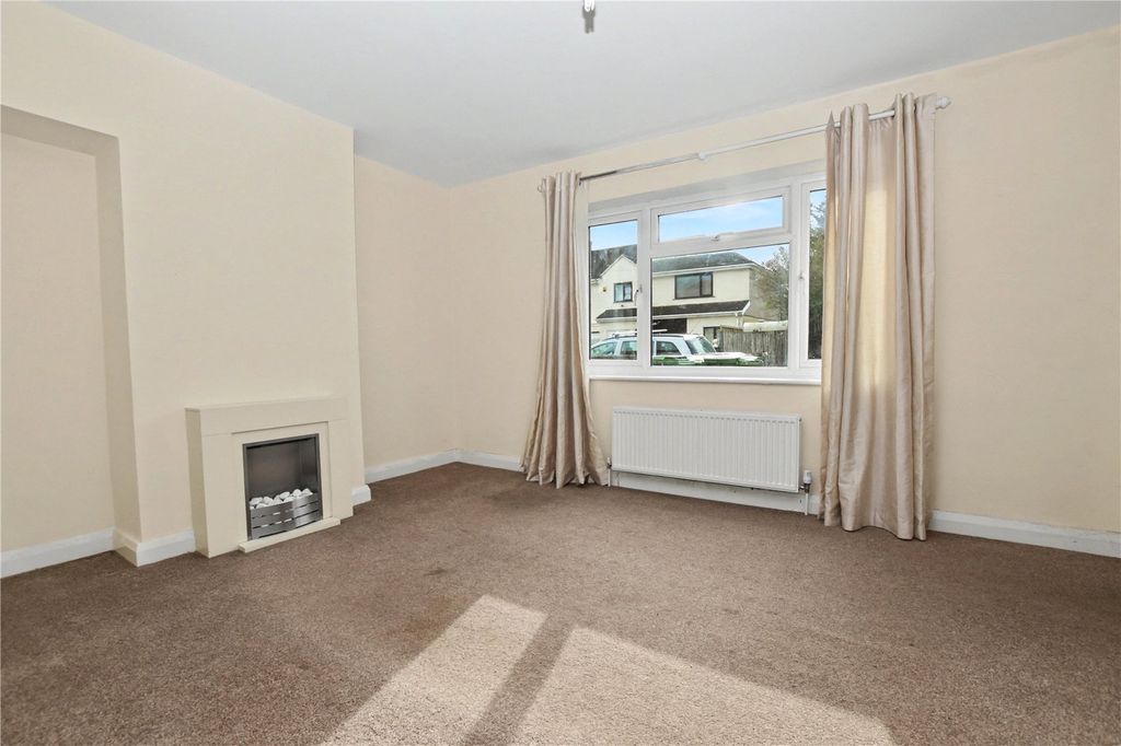 Property photo 2 of 13 Picture No. 12