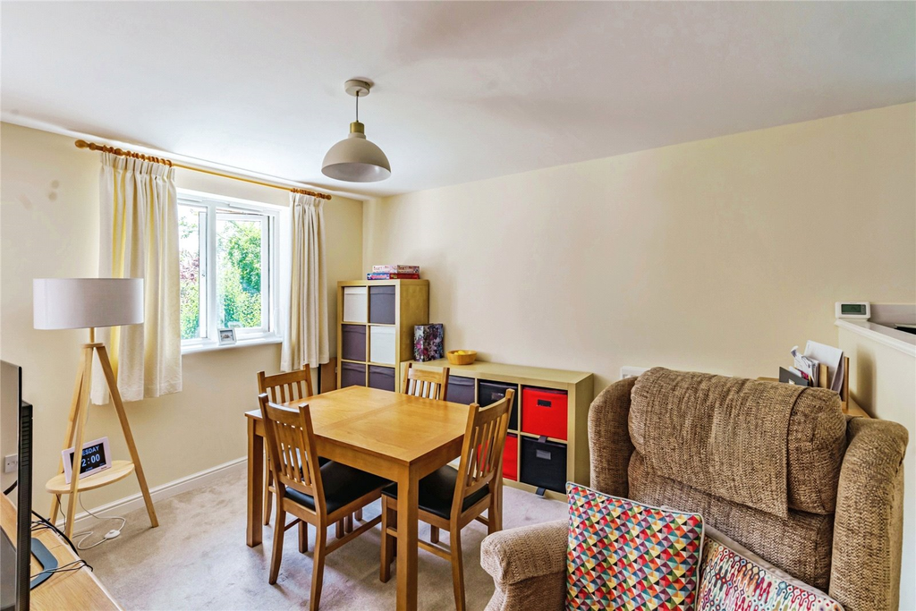 Property photo 3 of 10