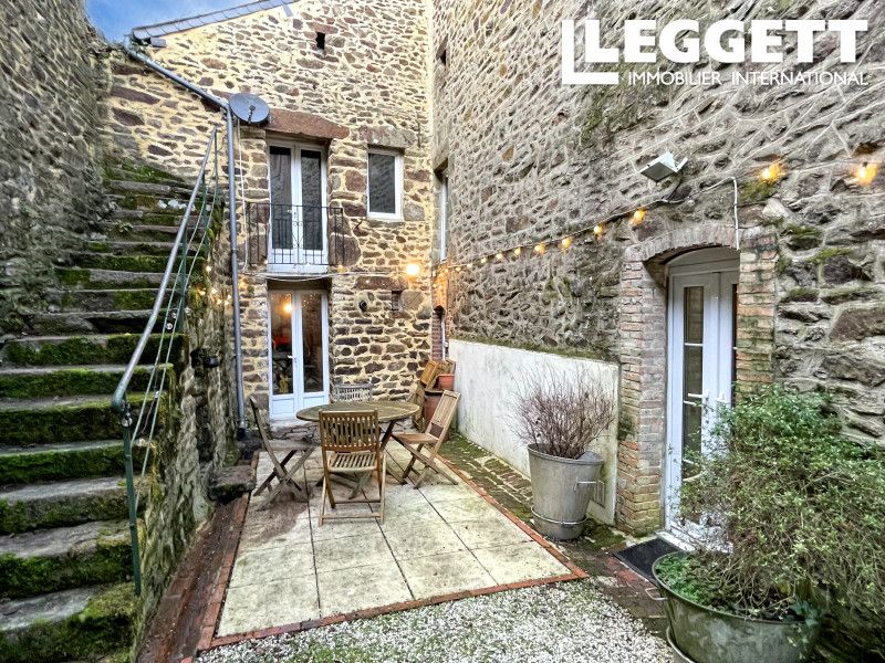 Property photo 1 of 10