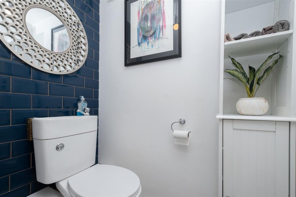 Property photo 3 of 23 Margaterd-11.Jpg