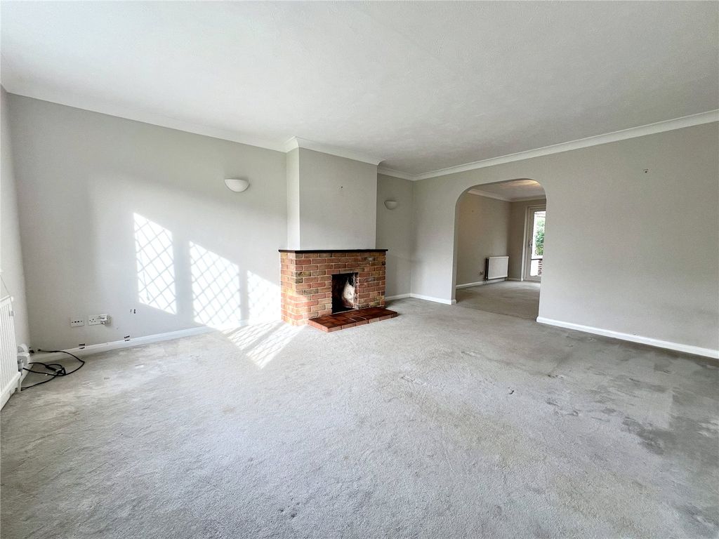 Property photo 2 of 17 Living Room