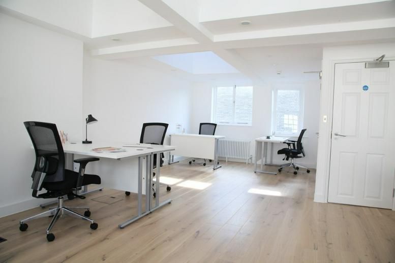 Property photo 3 of 13