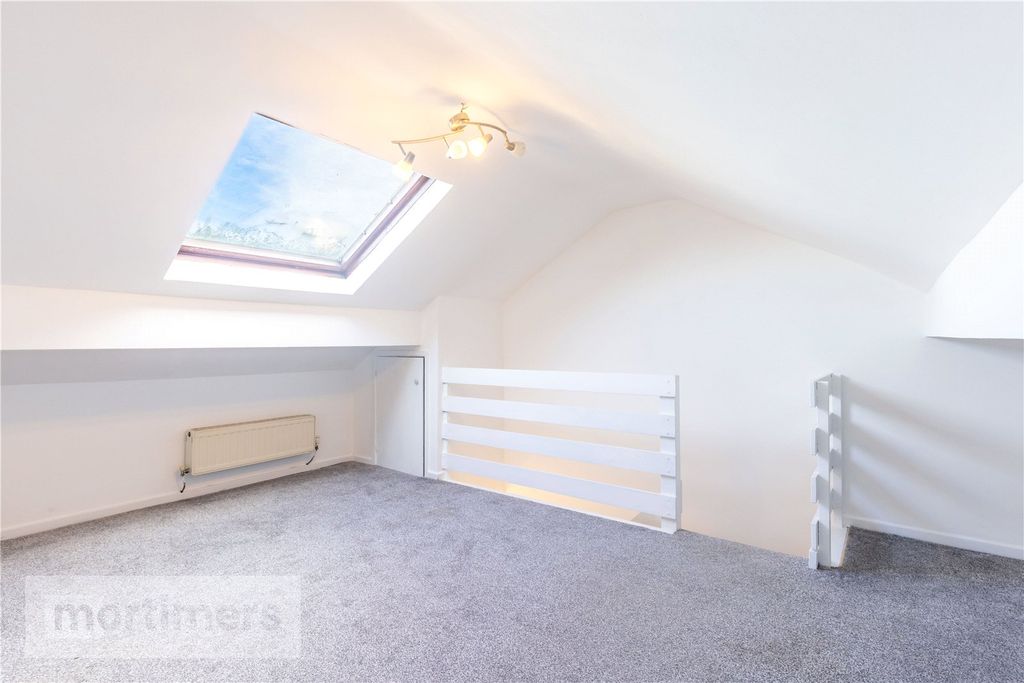 Property photo 2 of 17 Attic Space