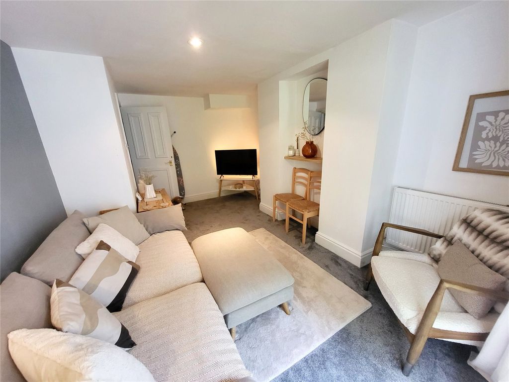Property photo 2 of 13 Picture No. 22