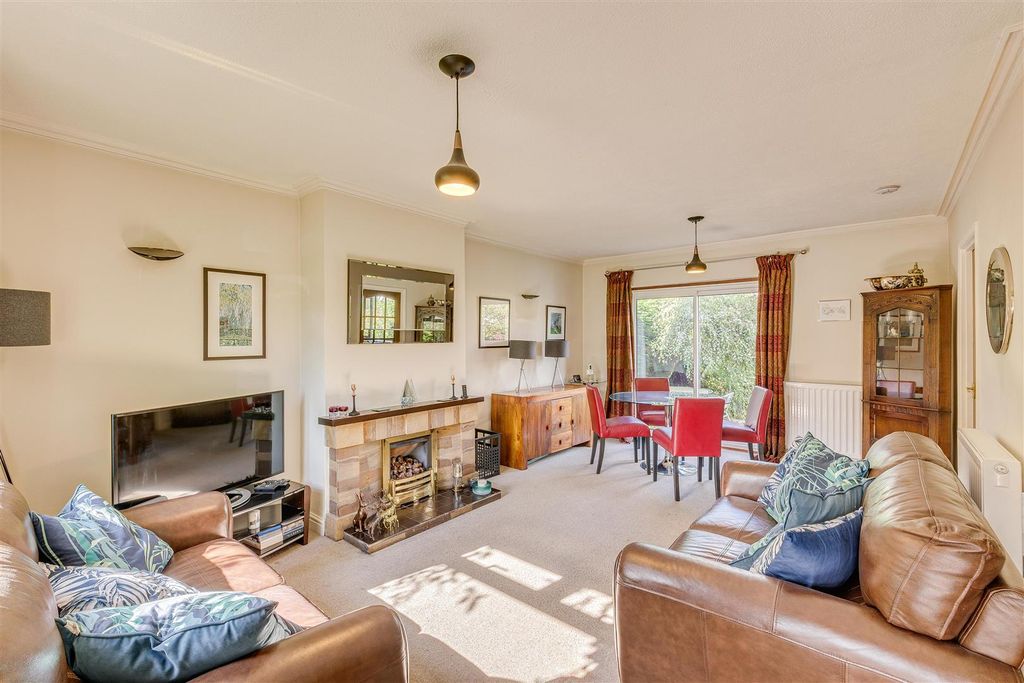 Property photo 2 of 15 Lounge/Dining Room