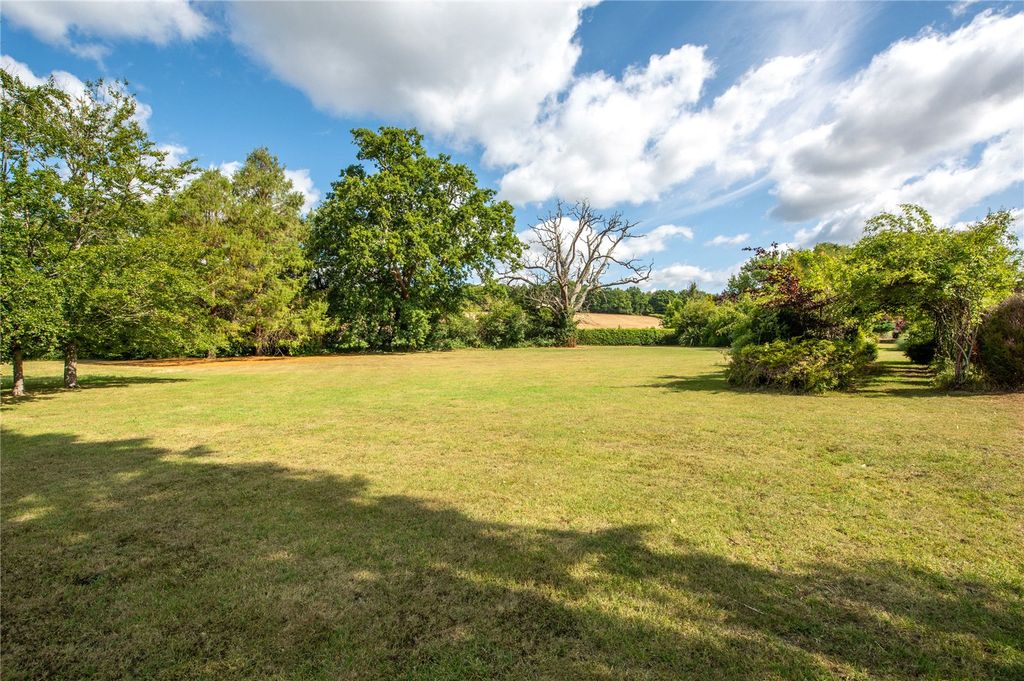 Property photo 2 of 34 Picture No. 08