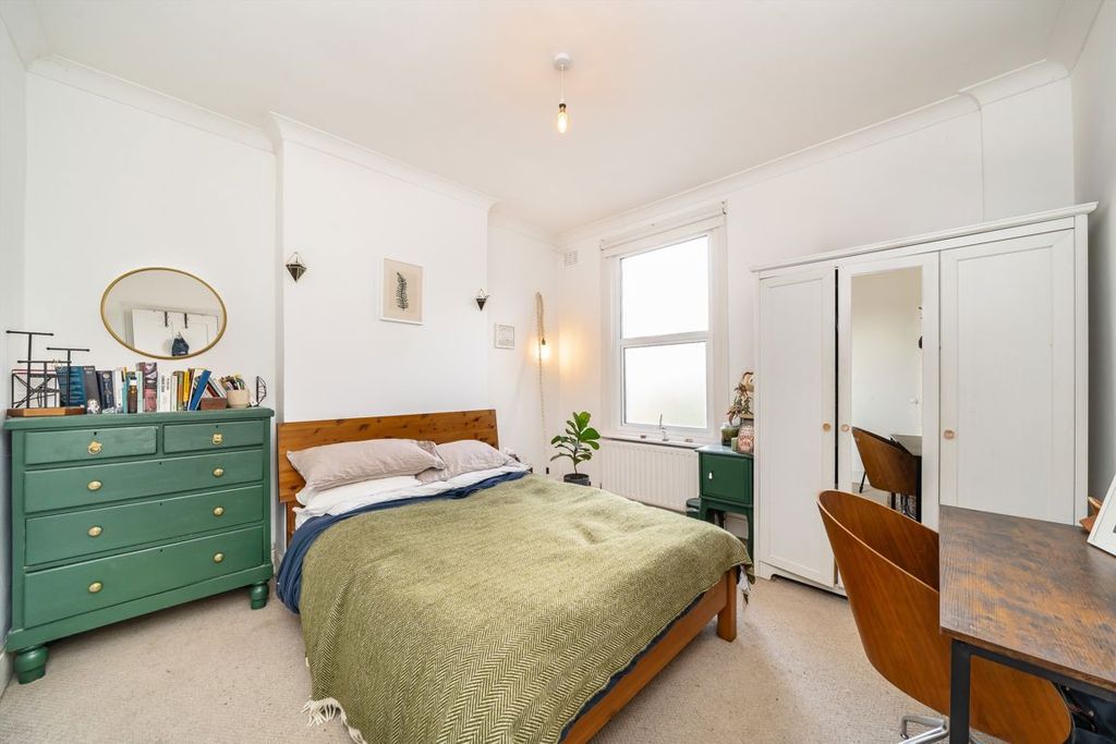 Property photo 2 of 5