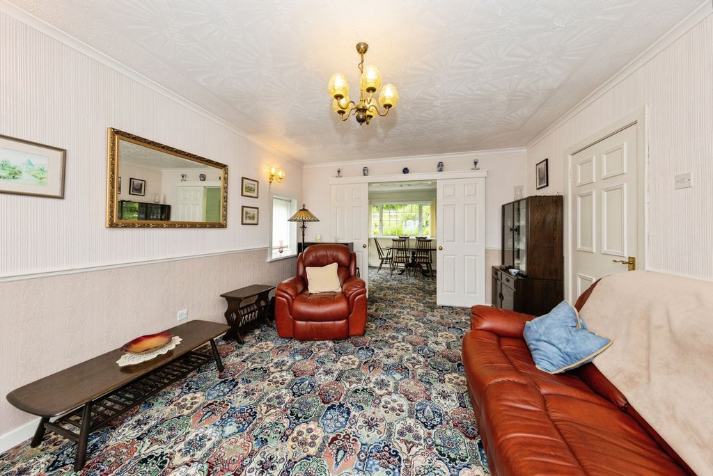 Property photo 3 of 20 Pbox-Img.Jpg