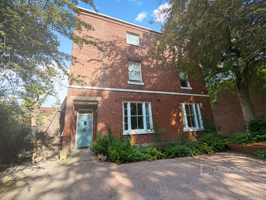 Property photo 1 of 11 Pbox-Img.Jpg