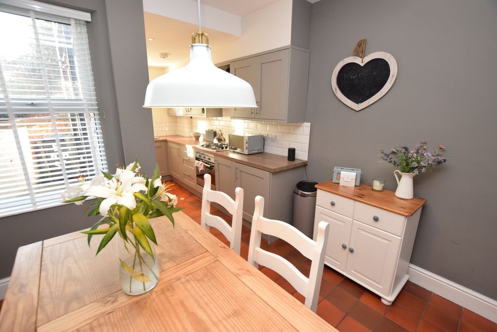 Property photo 3 of 14 1441744