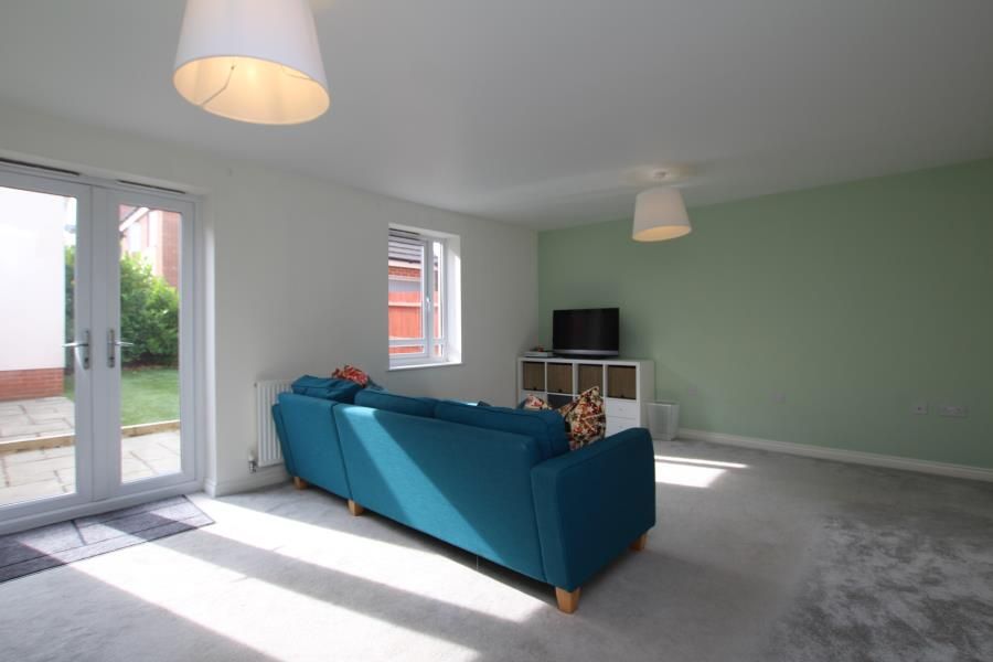 Property photo 2 of 7