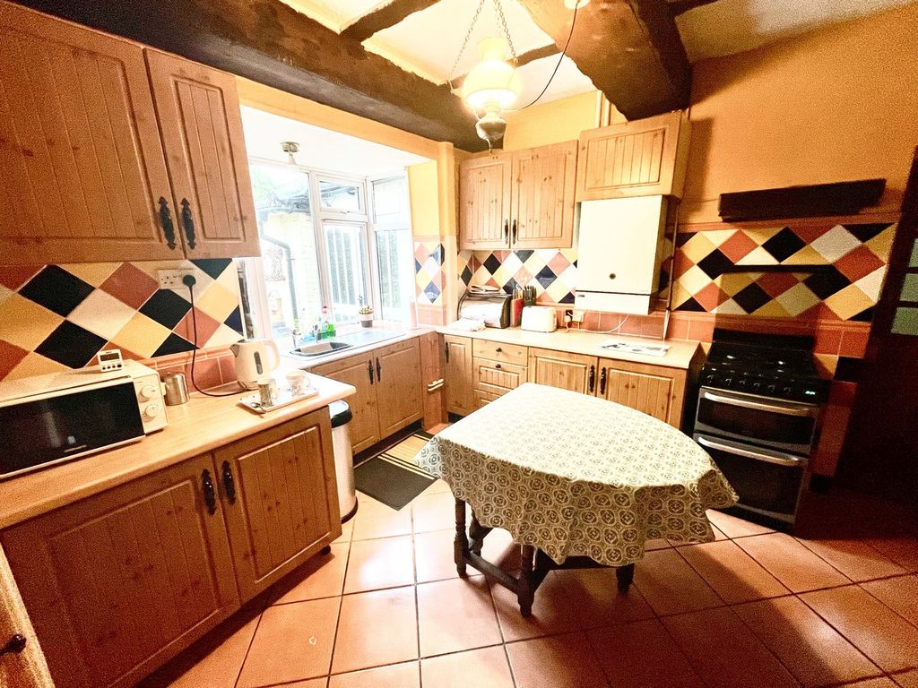 Property photo 3 of 22