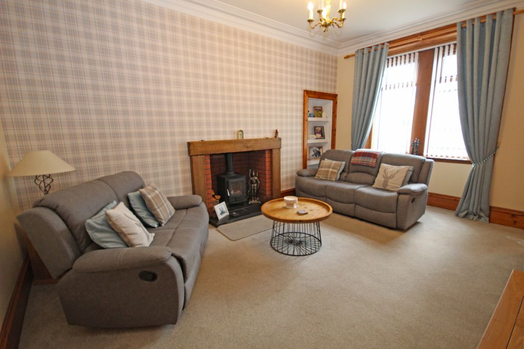 Property photo 3 of 23