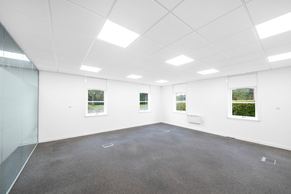 Property photo 3 of 6 Photo 10