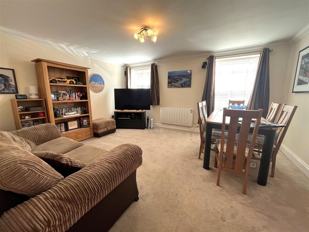 Property photo 2 of 9 Lr1 Amended.Jpg