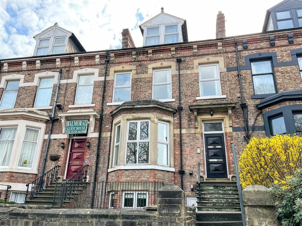 Property photo 1 of 11 Front External