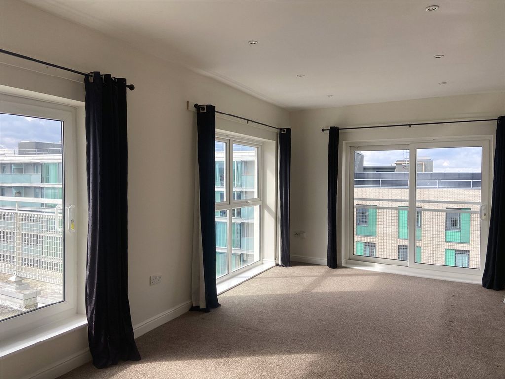 Property photo 3 of 9 Picture No. 05