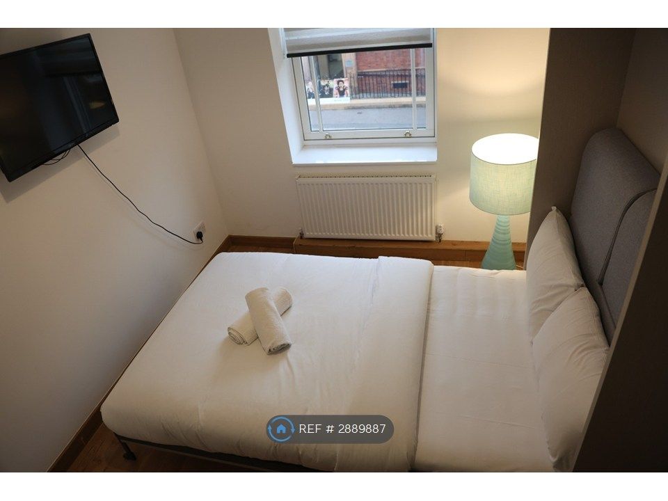 Property photo 3 of 35