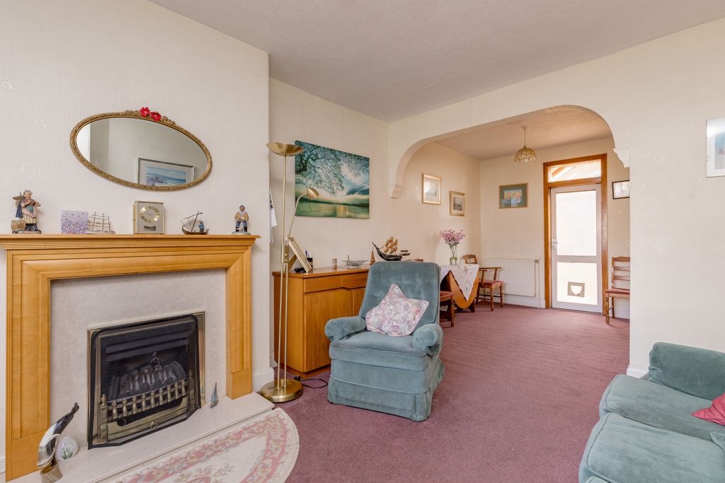Property photo 3 of 18 Property Image 3