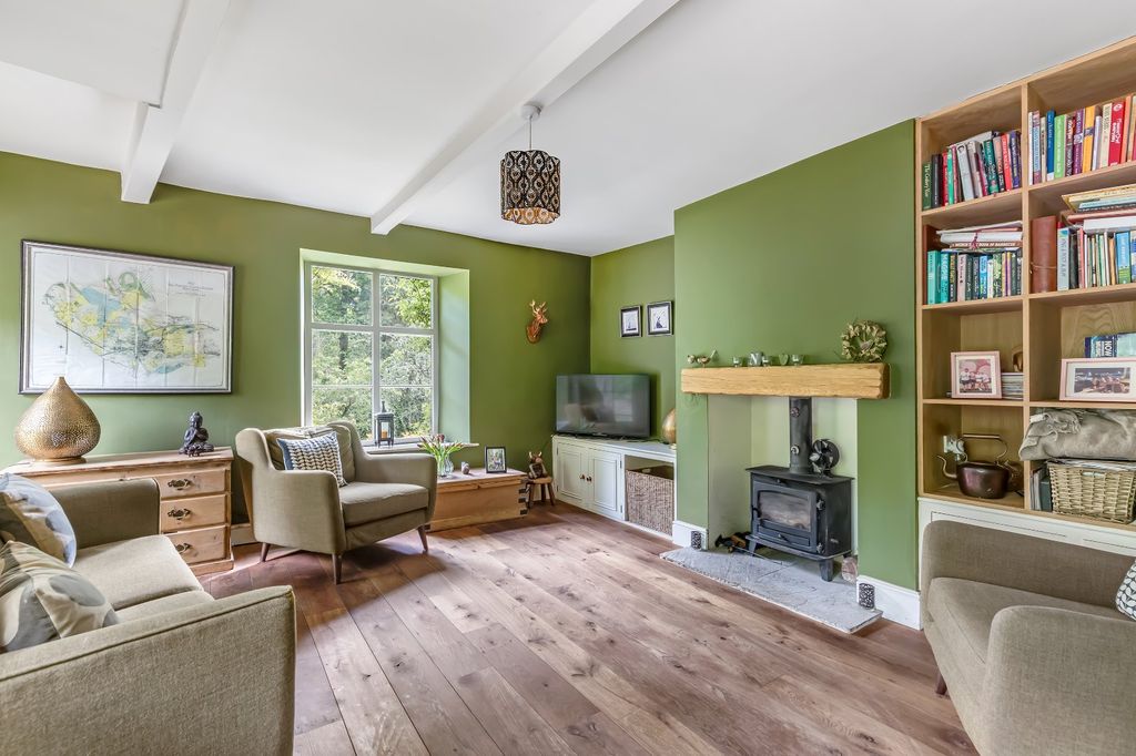 Property photo 3 of 32 Picture 3