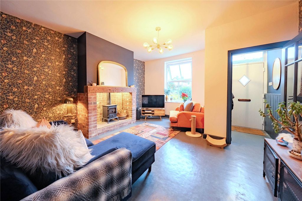 Property photo 2 of 15 Picture No. 17