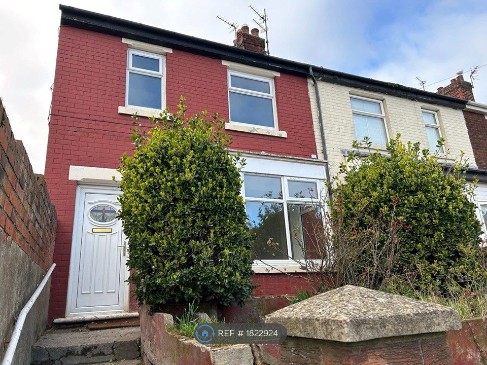 Property photo 2 of 28