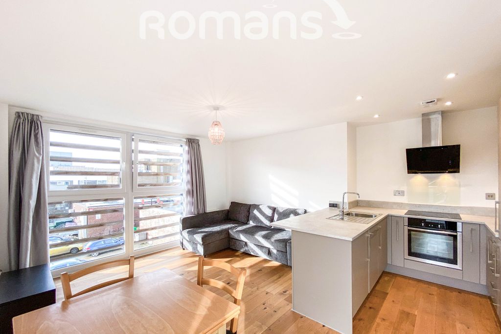 Property photo 2 of 10 Kitchendiner