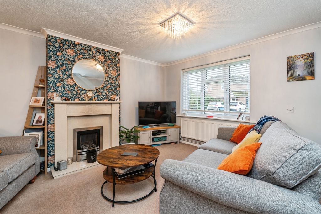 Property photo 3 of 20 Pbox-Img.Jpg