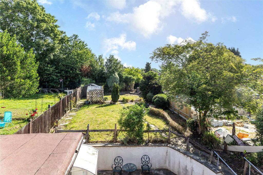Property photo 2 of 16 Picture No. 02
