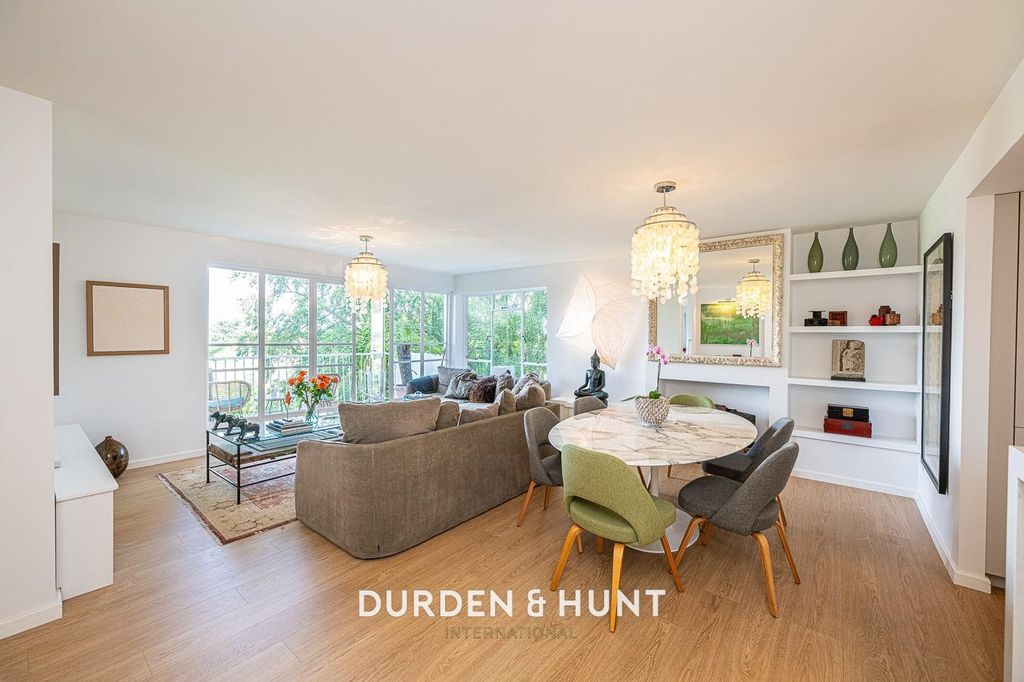 Property photo 2 of 26 Hollies-20.Jpg