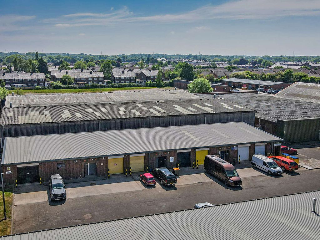 Property photo 2 of 8