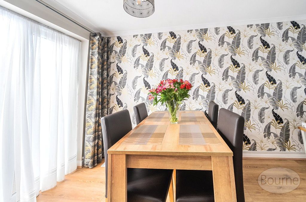 Property photo 3 of 24 Picture No. 06