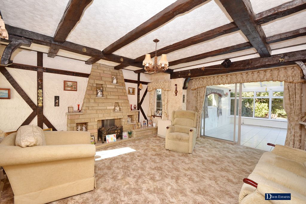 Property photo 3 of 23