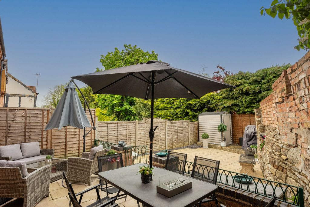 Property photo 3 of 25 Photograph 3